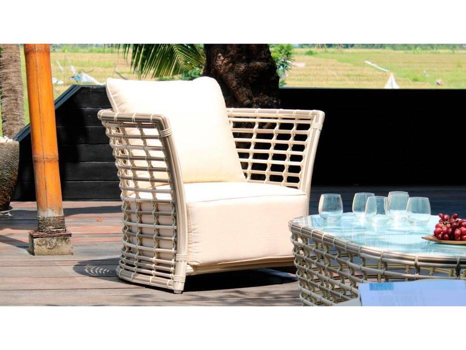 кресло садовое Skylinedesign Villa с подушками (WHITE MUSHROOM)