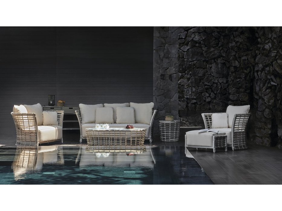 кресло садовое Skylinedesign Villa с подушками (Цвет)